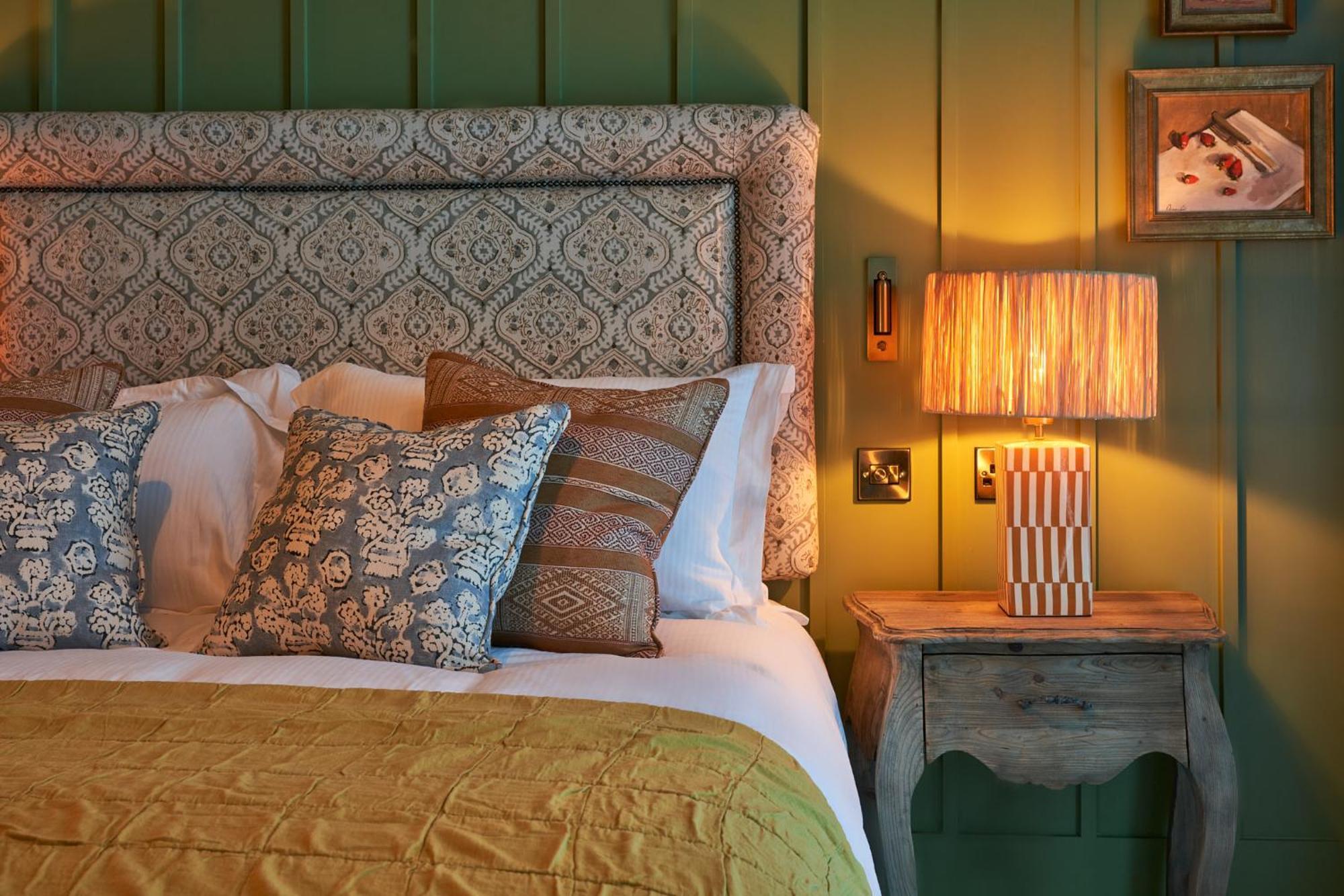 The White Horse - A Heartwood Inn Dorking Extérieur photo