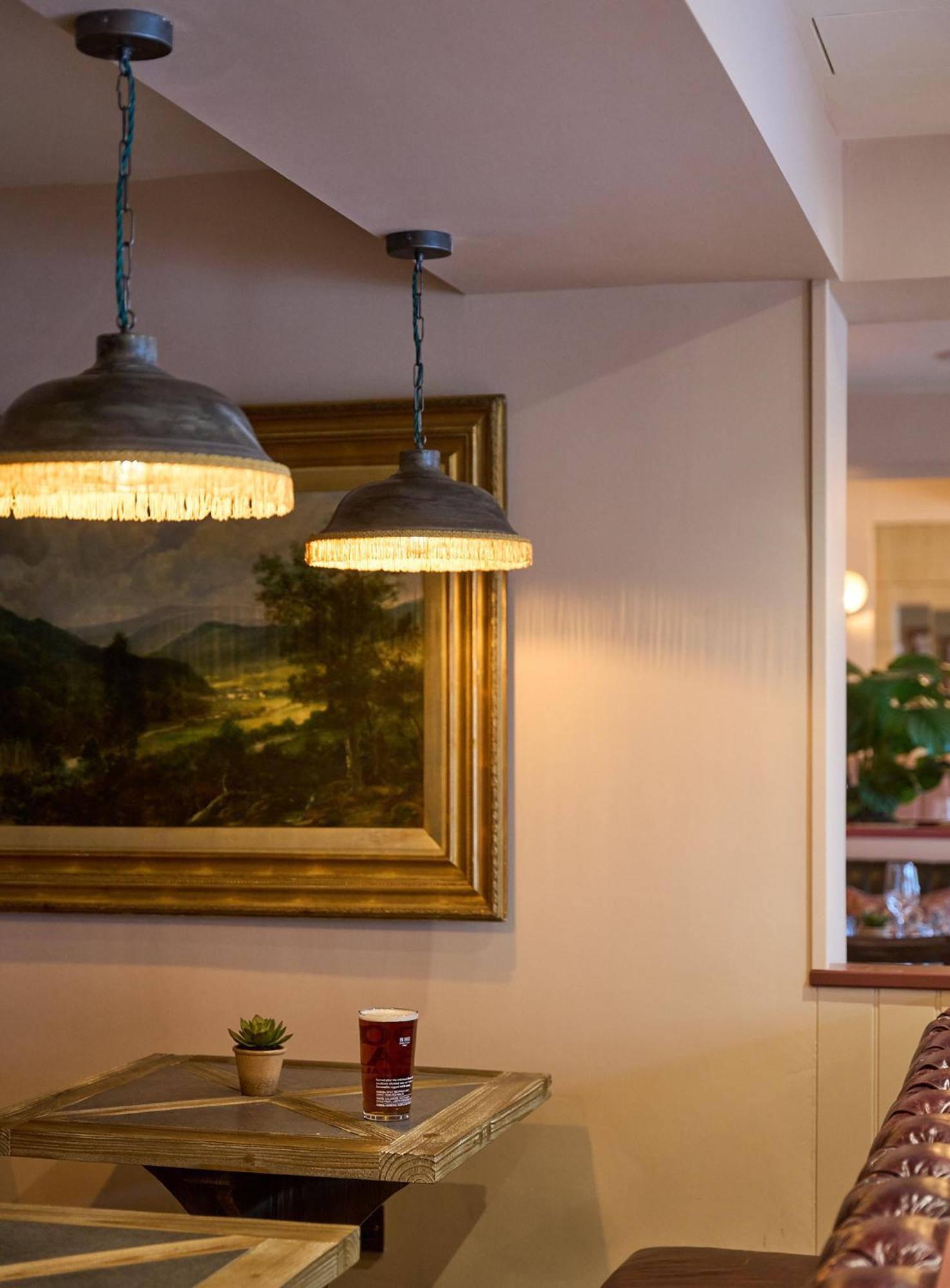 The White Horse - A Heartwood Inn Dorking Extérieur photo